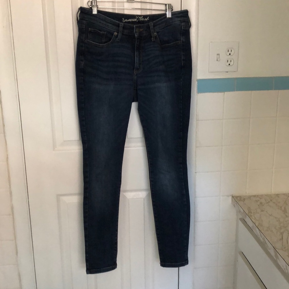Skinny jean pants